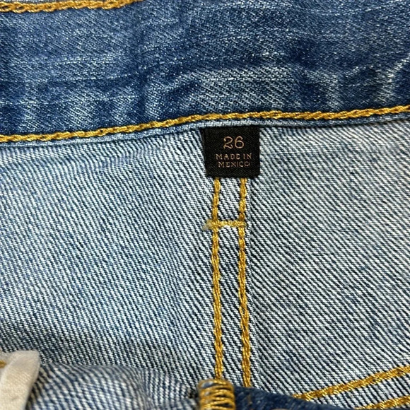 Frye Brand Classic Denim Medium Wash Distressed Cutoff Daisy Dukes Shorts / 26 - Picture 6 of 9